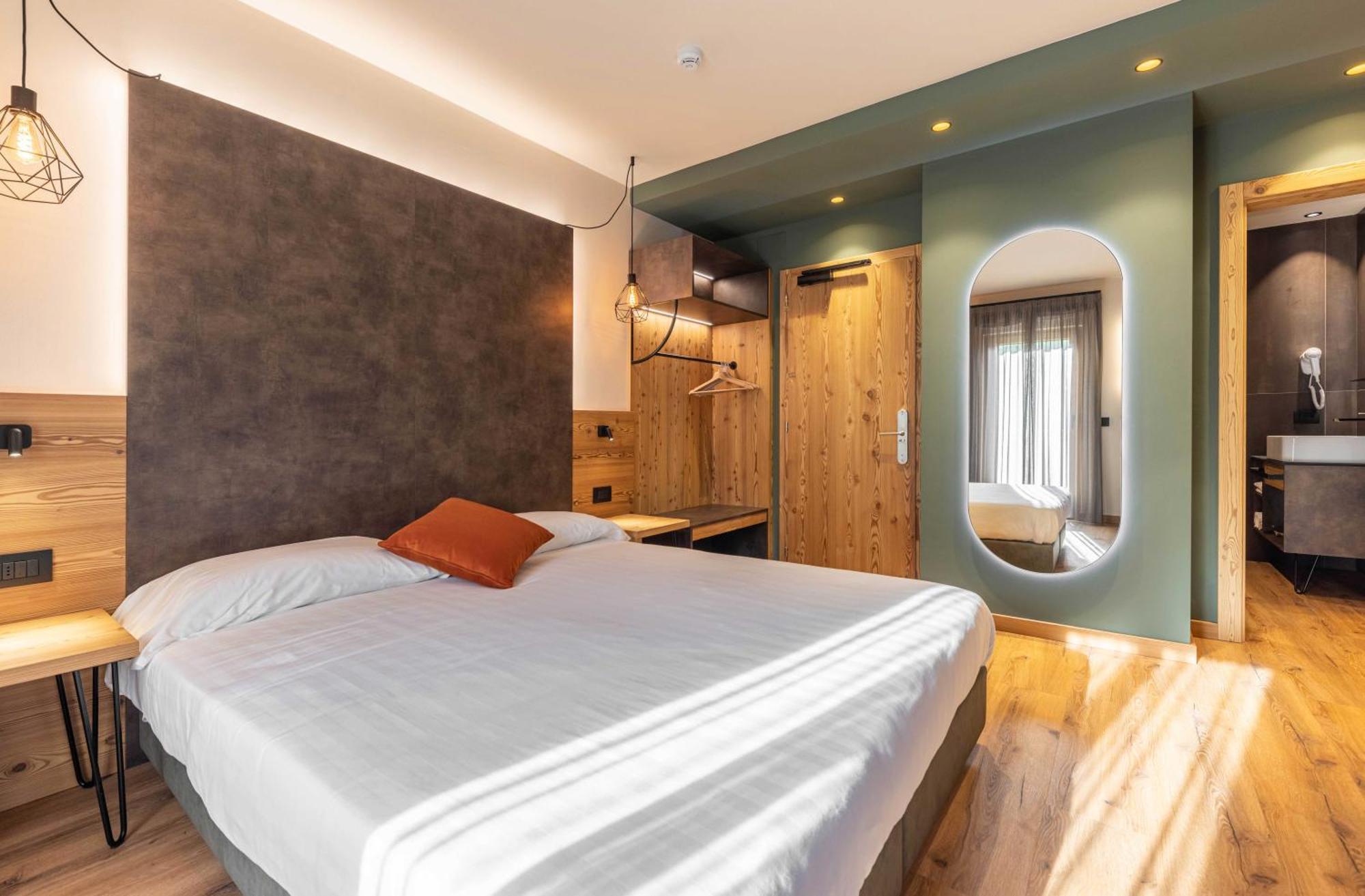 Hotel Laste' Caldes Ngoại thất bức ảnh