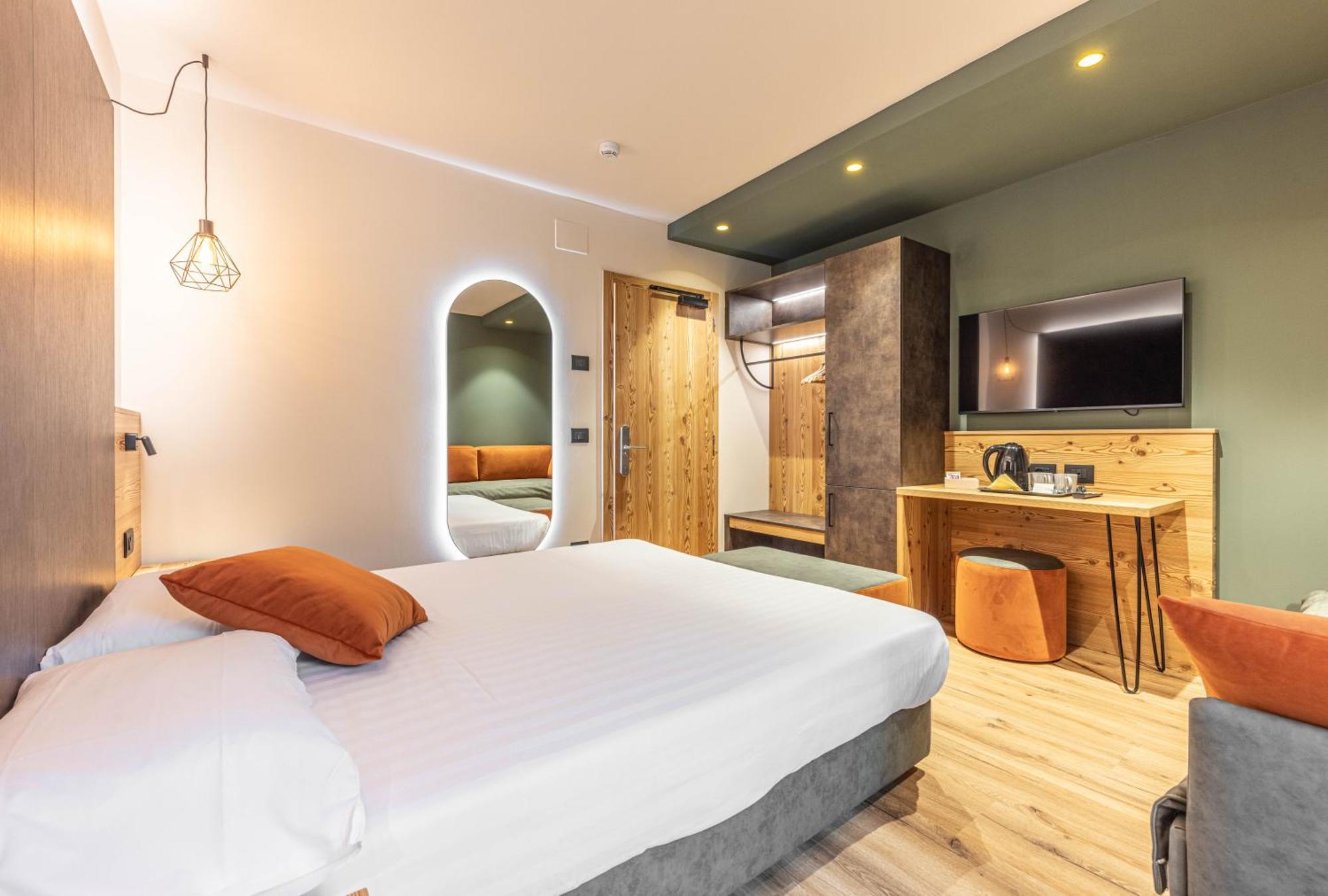 Hotel Laste' Caldes Ngoại thất bức ảnh