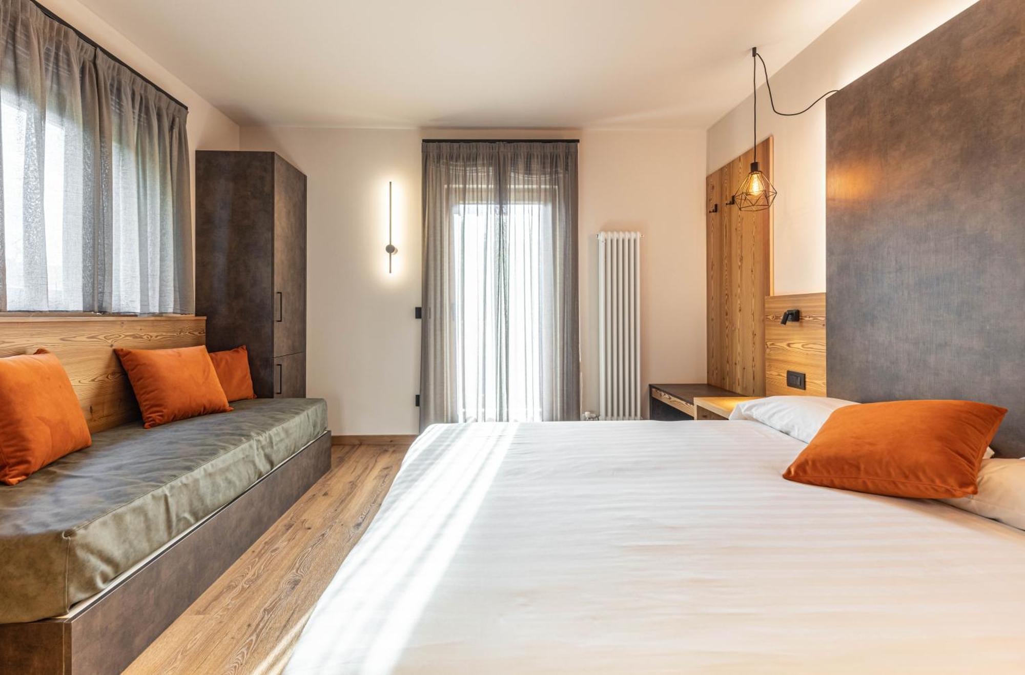 Hotel Laste' Caldes Ngoại thất bức ảnh