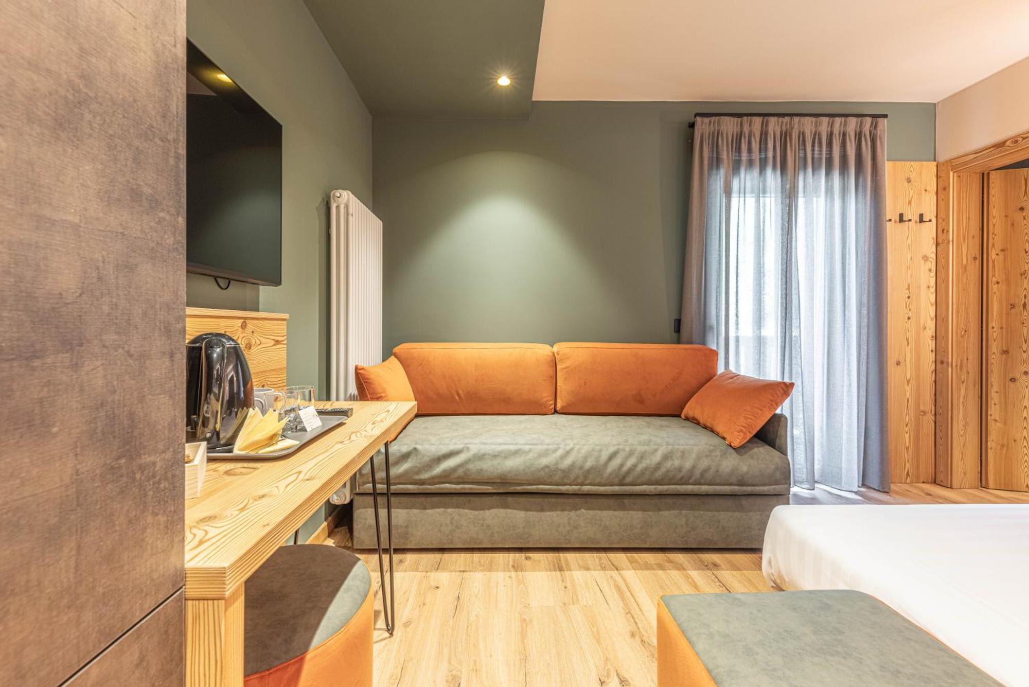Hotel Laste' Caldes Ngoại thất bức ảnh