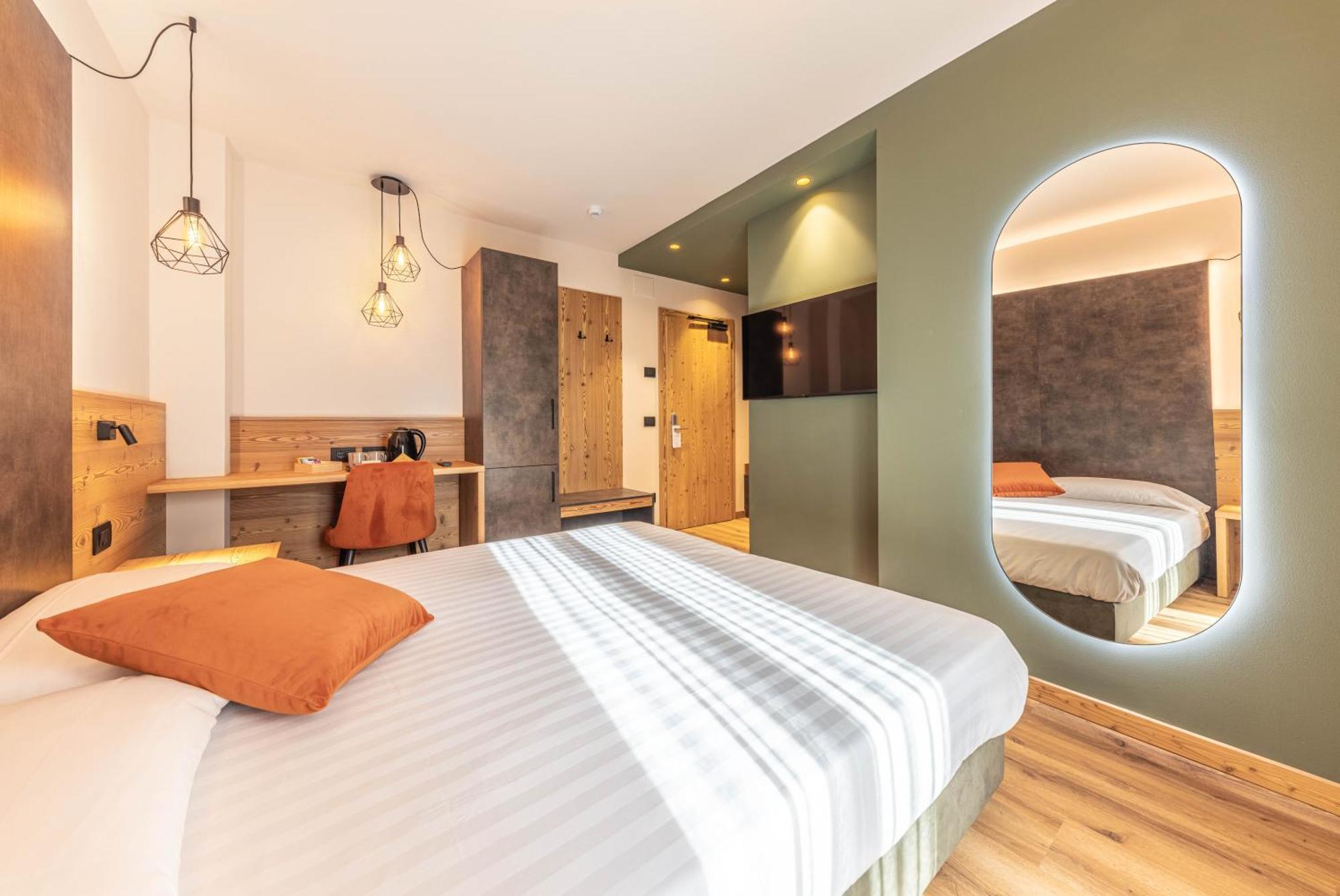 Hotel Laste' Caldes Ngoại thất bức ảnh